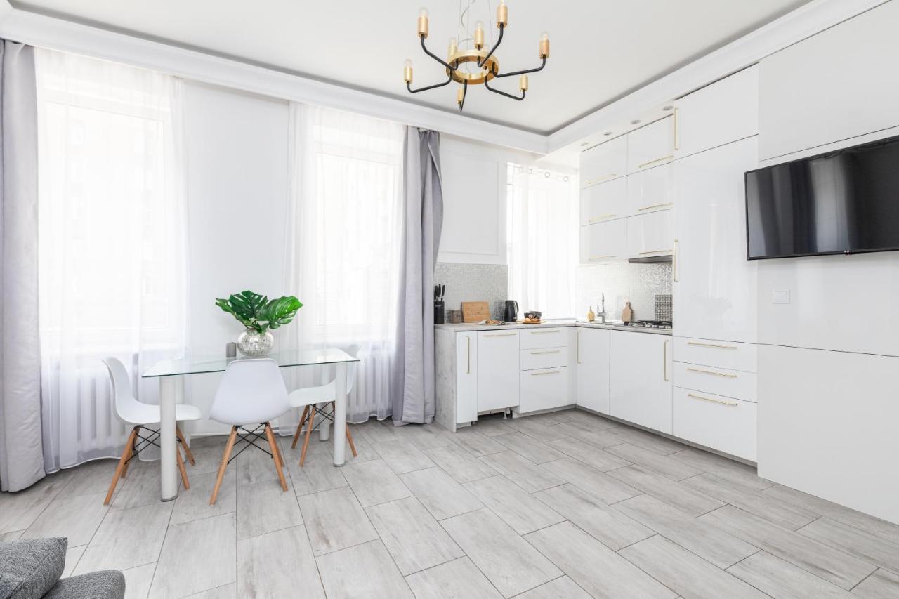 Superapart Chmielna 73A, City Center 华沙 外观 照片