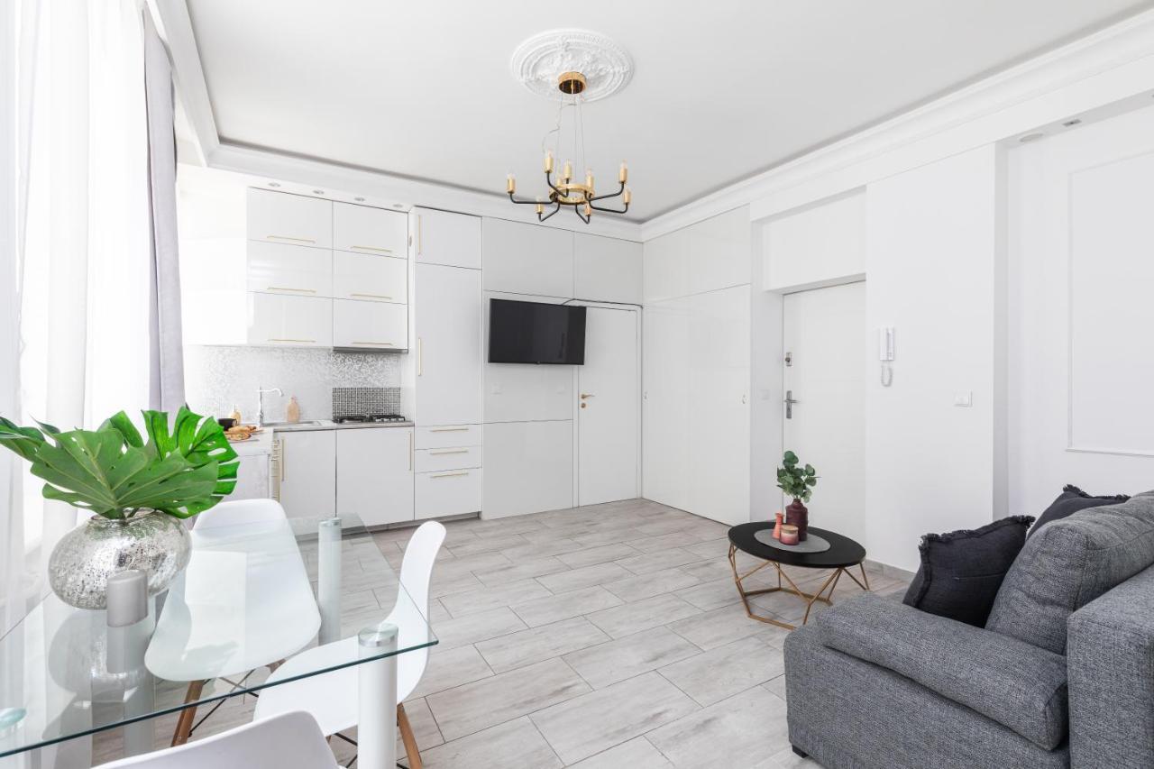 Superapart Chmielna 73A, City Center 华沙 外观 照片