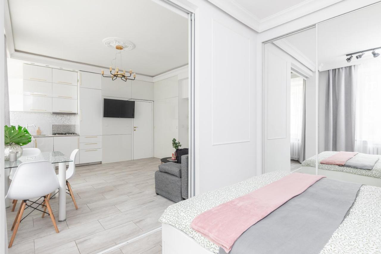 Superapart Chmielna 73A, City Center 华沙 外观 照片